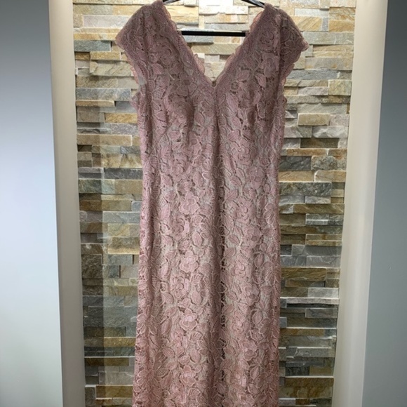 Tadashi Shoji Levant Floral Lace Gown - Picture 6 of 7